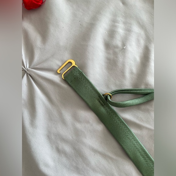 zaful/shein medium green bikini top - Picture 3 of 6